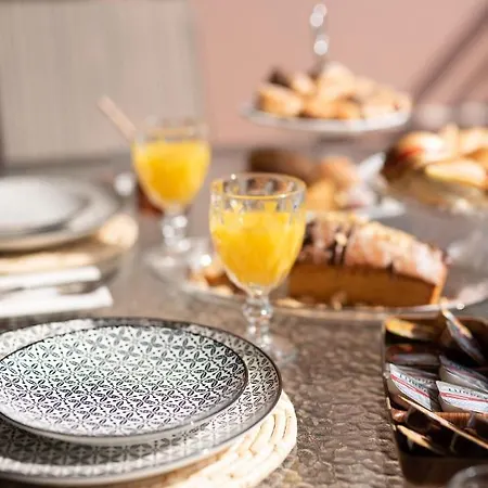 Boho Sea View Apartment Plános